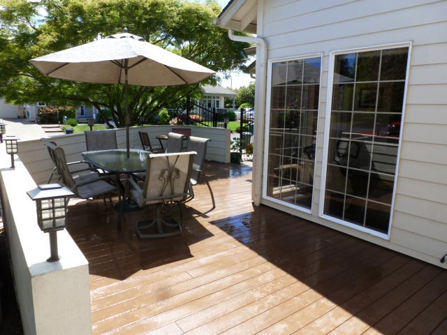 Durable and Stylish Composite Decks with McHenry Remodeling in Albany Oregon